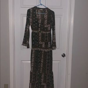 Altar’d State women’s maxi dress size small